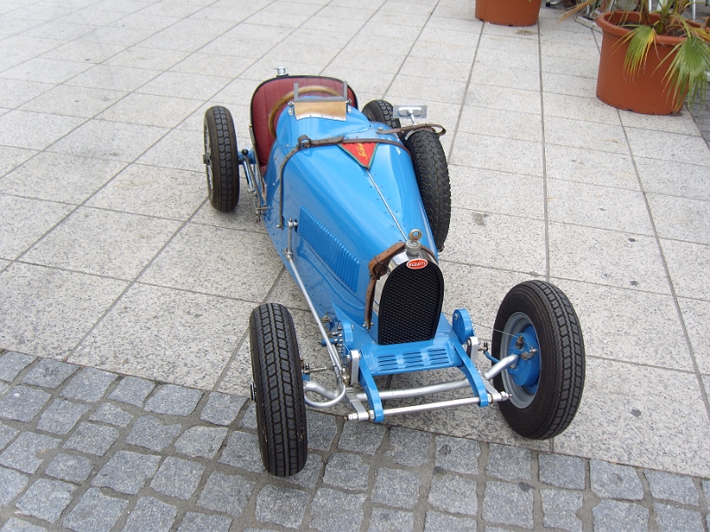 Bugatti - Ronde des Pure Sang 011.JPG